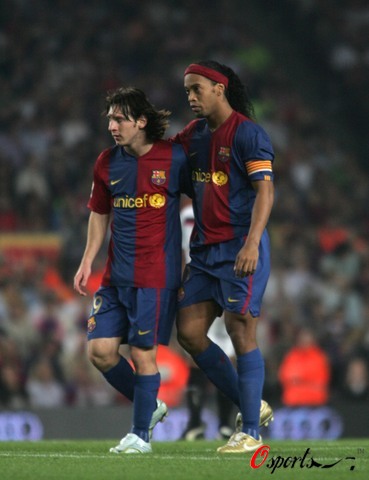 盟馬刺的意 盟馬刺的意