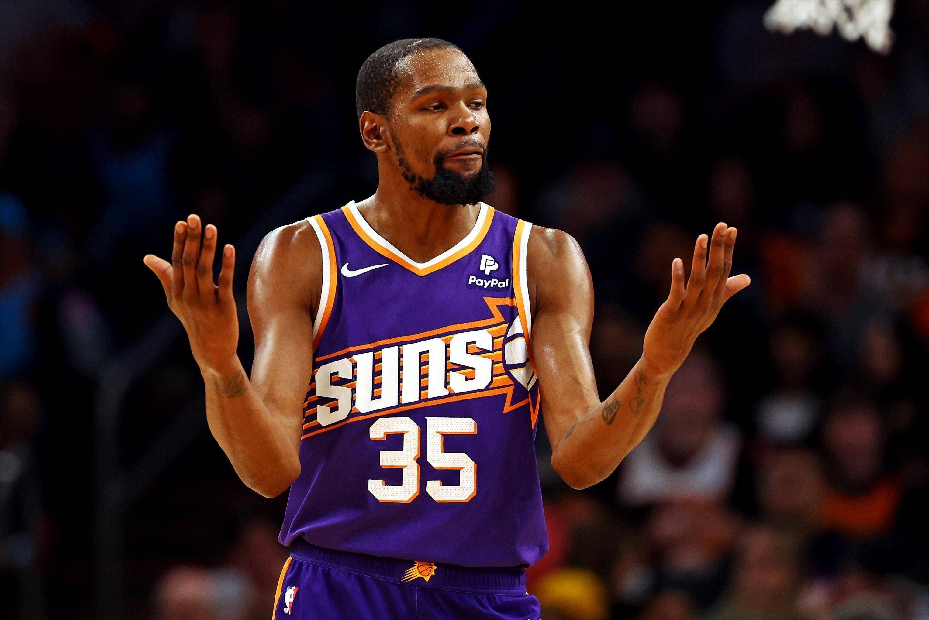 他的胜利更 他的胜利更