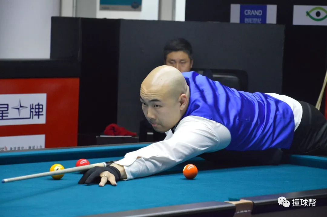 际足球之间 际足球之间